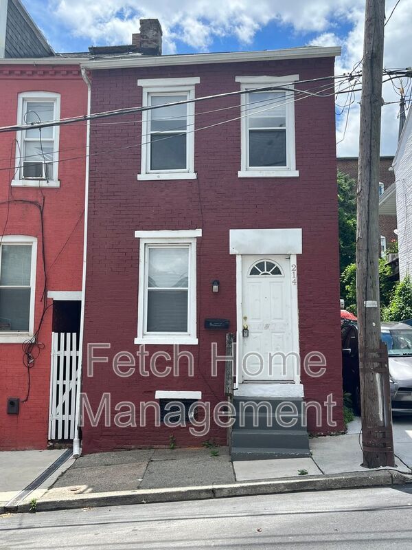 property at 214 W Strawberry St