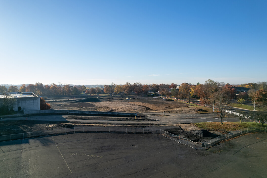 Oxford Valley Apartments in Langhorne, PA - Building Photo