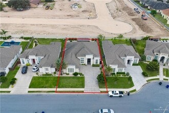 2200 S 10th St in McAllen, TX - Building Photo - Building Photo