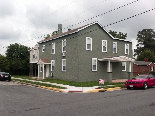 1203 Kirby St in West Point, VA - Building Photo - Building Photo