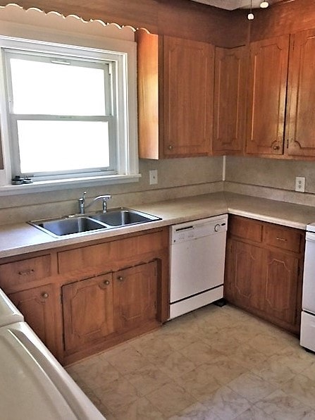 1016 Dixon Dr in Richmond, VA - Building Photo - Building Photo