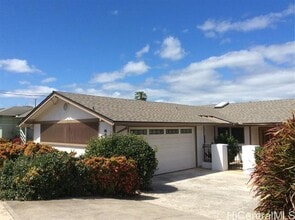 4180 Huanui St in Honolulu, HI - Building Photo - Building Photo