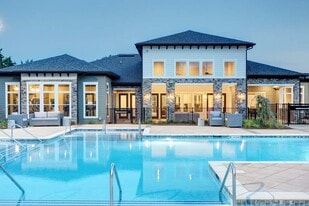 Avery at Turkey Creek in Knoxville, TN - Building Photo