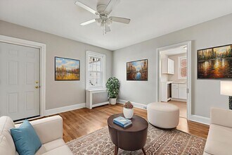 19 S New St in West Chester, PA - Building Photo - Building Photo