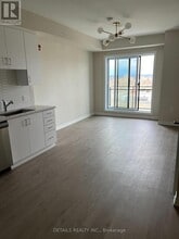 1350 Hemlock Rd in Ottawa, ON - Building Photo - Building Photo