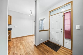 824 County Line Rd in Aurora, IL - Building Photo - Building Photo