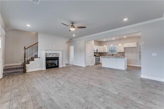 582 Quartz Wy in Springdale, AR - Building Photo - Building Photo