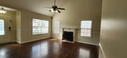 2969 Brewster Drive in Clarksville, TN - Building Photo - Building Photo