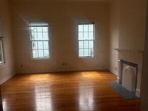 406 E Intendencia St in Pensacola, FL - Building Photo - Building Photo