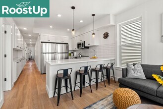 Furnished Private Bedroom with Private Bat in Boston, MA - Building Photo - Building Photo