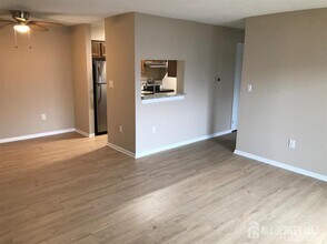 4811 Ravens Crest Dr in Plainsboro, NJ - Building Photo - Building Photo