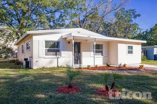 710 Westbrook Ave in Brandon, FL - Building Photo - Building Photo