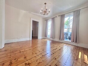 32 Starr St in New London, CT - Building Photo - Building Photo