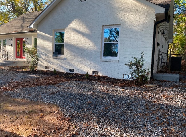 4718 Rolling Hill Dr in Charlotte, NC - Building Photo - Building Photo