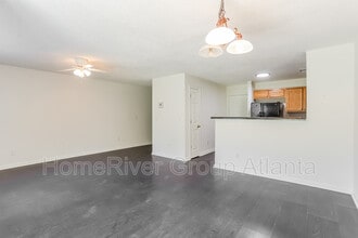 1340 Maple Valley Ct in Union City, GA - Building Photo - Building Photo