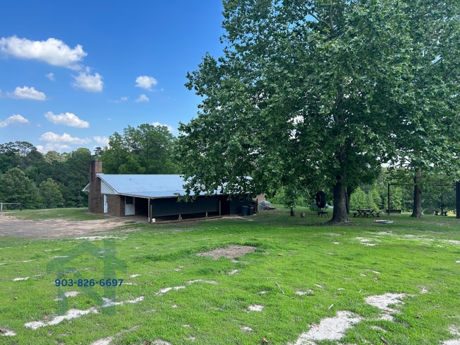 11354 TX-43 in Bivins, TX - Building Photo - Building Photo