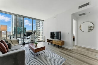 399 Fremont St, Unit FL12-ID1245523P in San Francisco, CA - Foto de edificio - Building Photo