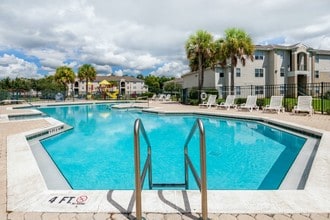 Westwood Apartments in Ft. Myers, FL - Building Photo - Building Photo