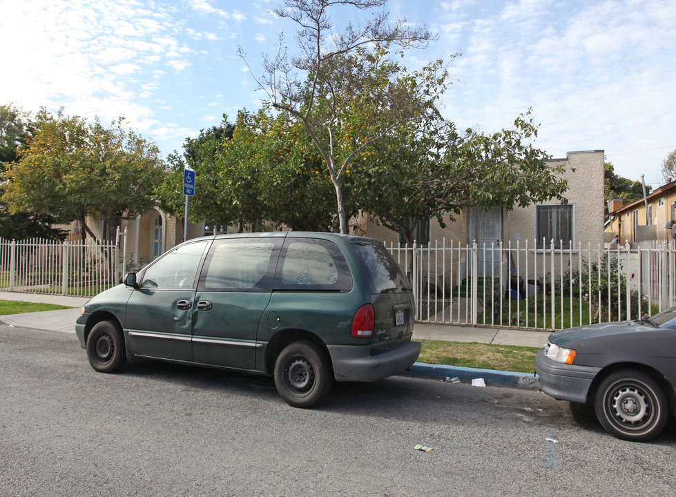 8141-8145 Chestnut Ave in South Gate, CA - Building Photo