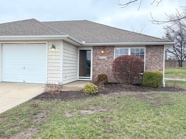 property at 1104 NW Willow Dr