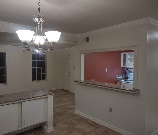 property at 10865 W Fuller Pl