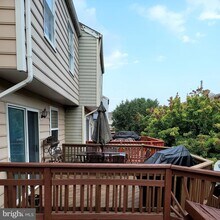 4328 Dunwood Terrace, Unit 075-01 in Burtonsville, MD - Building Photo - Building Photo