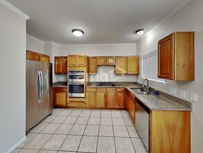 9861 Kenton Cir in Commerce City, CO - Building Photo - Building Photo