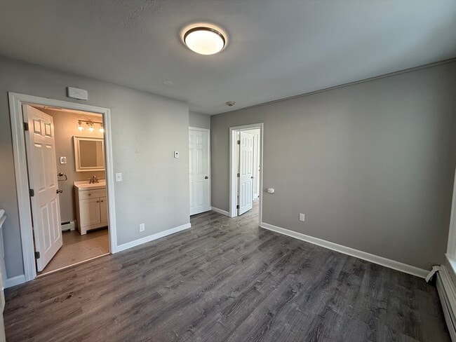 40 Center St in Easton, MA - Building Photo - Building Photo