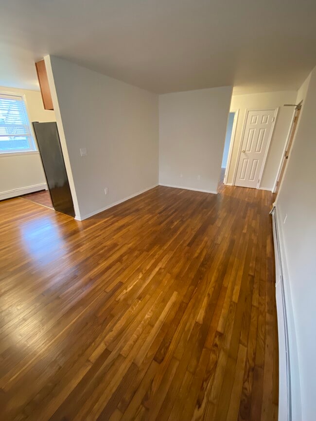 160 W Westfield Ave