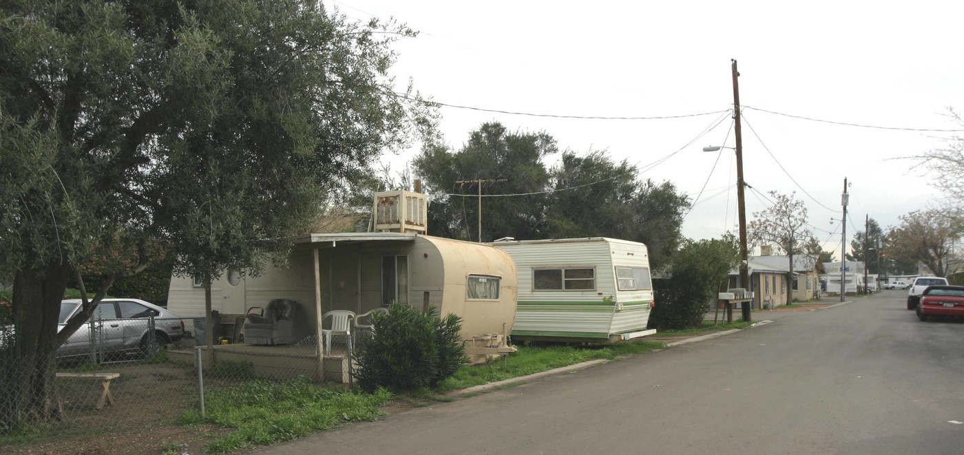 Sherril's Mobile Home Park in Glendale, AZ - Building Photo