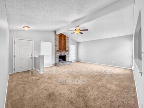 12160 Stoney Bridge in San Antonio, TX - Building Photo - Building Photo