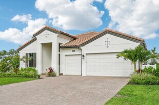 13621 Le Christine Dr, Unit 1227 in Palm Beach Gardens, FL - Building Photo