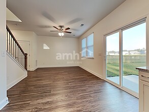 323 Azore Way in Summerville, SC - Building Photo - Building Photo