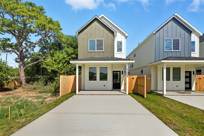 property at 123 S Virginia St