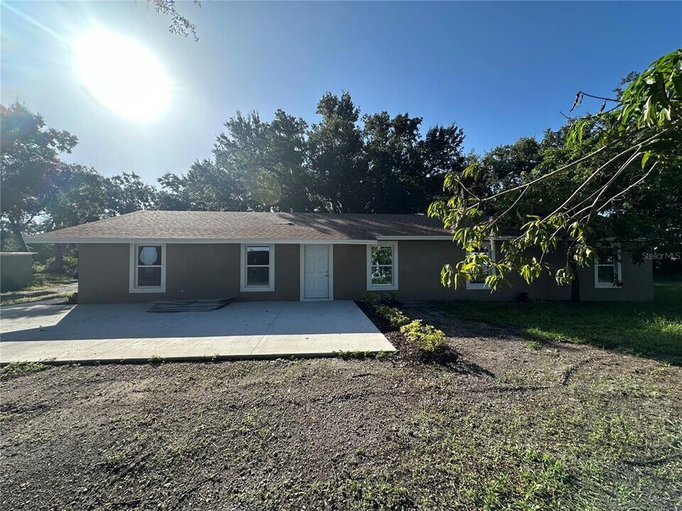 118 Fish Branch Rd in Zolfo Springs, FL - Building Photo