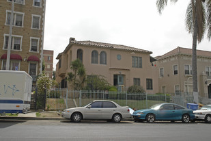 206 S Kenmore Ave Apartments