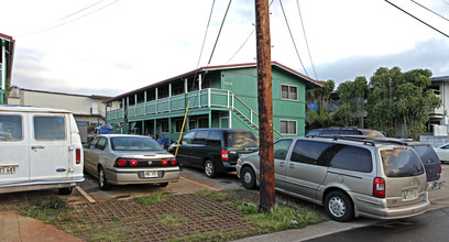 1279 Neal Ave in Wahiawa, HI - Foto de edificio - Building Photo