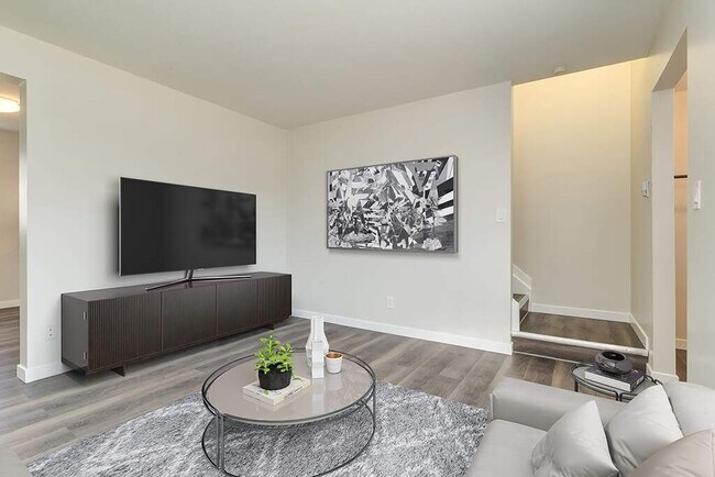 George Court in Wetaskiwin, AB - Building Photo - Building Photo