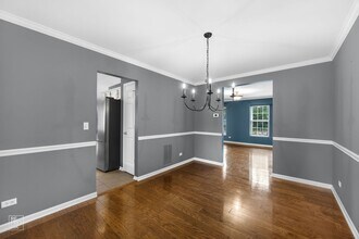 2206 Cheshire Dr in Aurora, IL - Building Photo - Building Photo