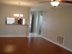 2902 Bradley Ct in New Port Richey, FL - Building Photo - Building Photo