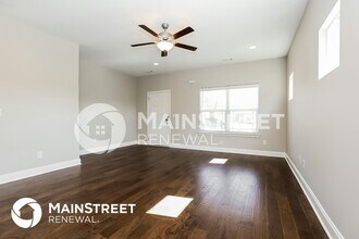 608 Oakvale Ln in Mount Juliet, TN - Foto de edificio - Building Photo