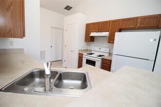 439 Gentle Breeze Dr in Minneola, FL - Building Photo - Building Photo