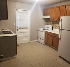 5732 E 40th Terrace in Kansas City, MO - Building Photo - Building Photo