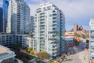 Waterfront - Outlook in Calgary, AB - Building Photo
