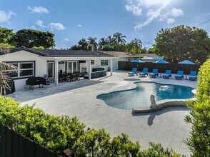 4730 Taylor St in Hollywood, FL - Building Photo - Building Photo