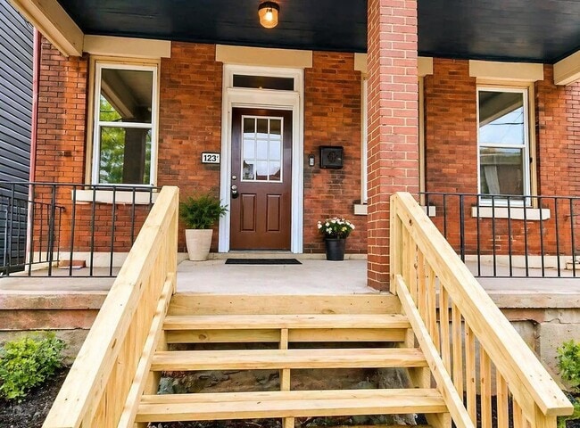 property at 1238 Superior Ave