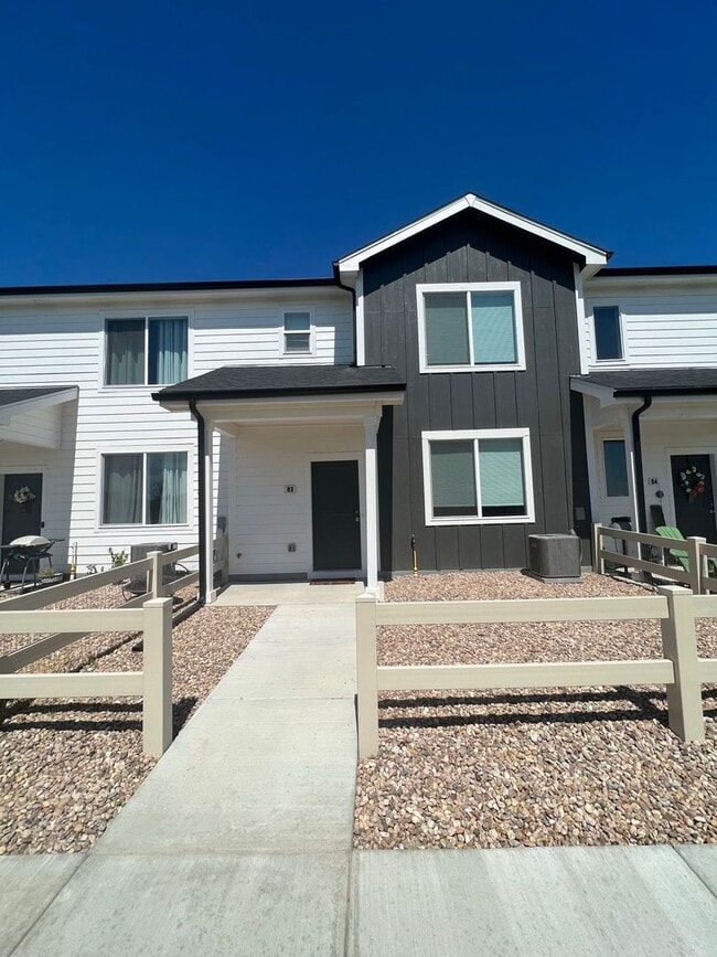 property at 260 Pawnee Rd