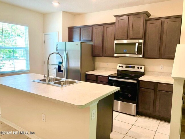 property at 885 Gate Run Rd