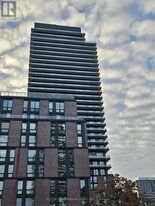 35 Parliament St in Toronto, ON - Building Photo