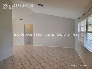 5022 Doefield Ln in New Port Richey, FL - Building Photo - Building Photo